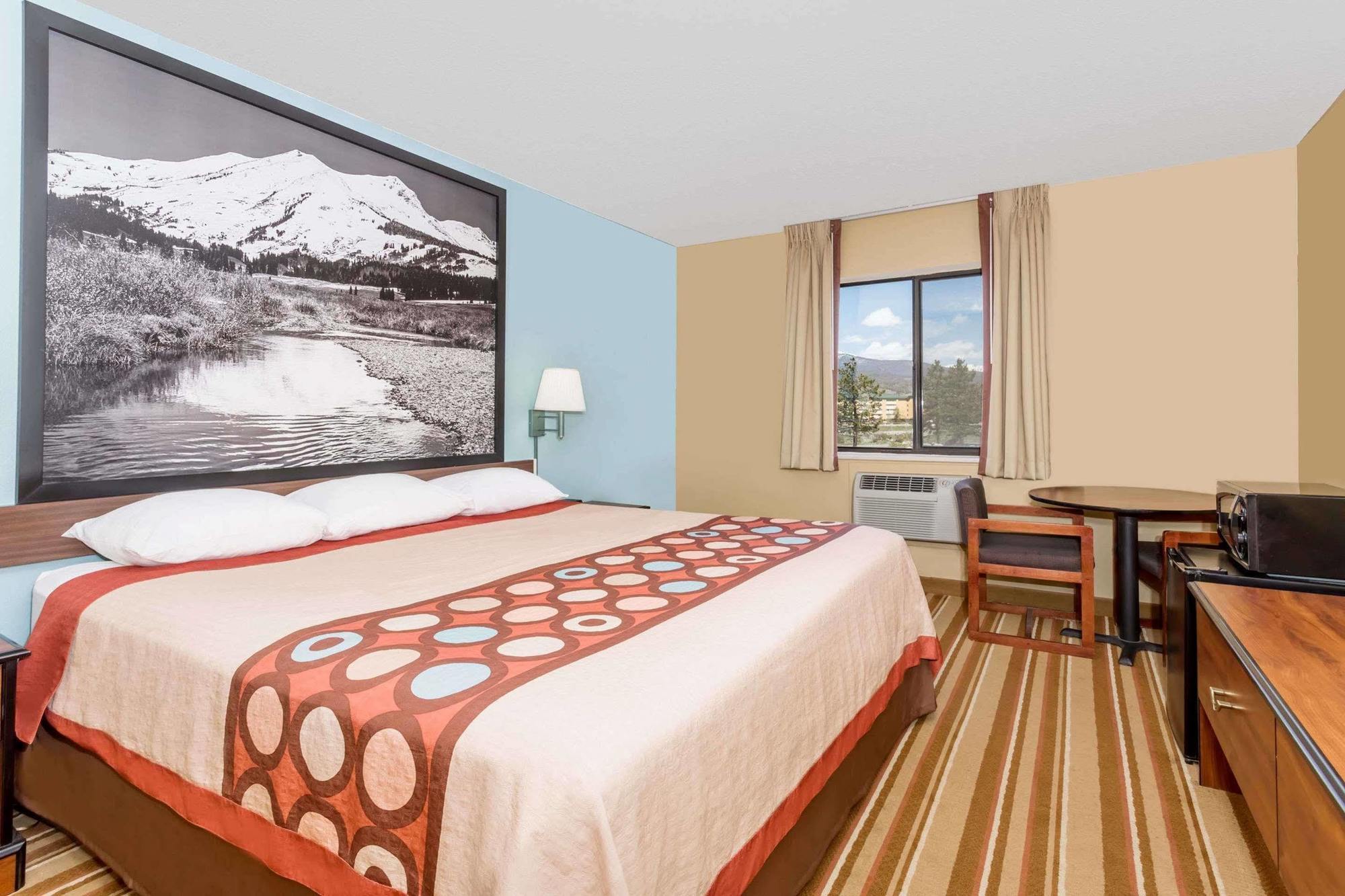 Super 8 By Wyndham Dillon/Breckenridge Area Hotel Exterior photo